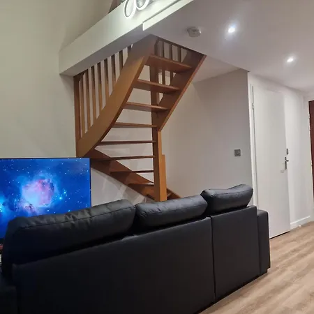 Comfortable Duplex En Securisee Proche Metro Lägenhet Toulouse