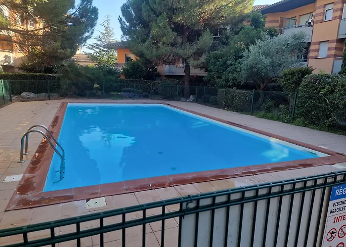 Appartement Duplex Moderne Et Lumineux Avec Piscine Et Parking