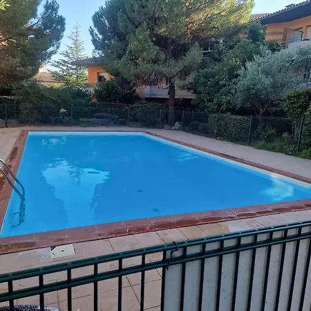 Lägenhet Comfortable Duplex En Securisee Proche Metro