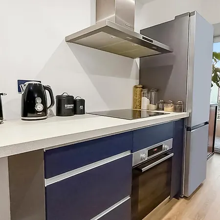 Duplex Moderne Et Lumineux Avec Piscine Et Parking شقة