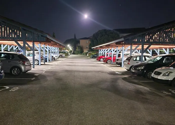 Duplex Moderne Et Lumineux Avec Piscine Et Parking Toulouse